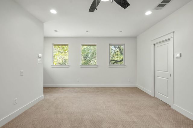 7202 Running Rope CIR, Austin, TX 78731