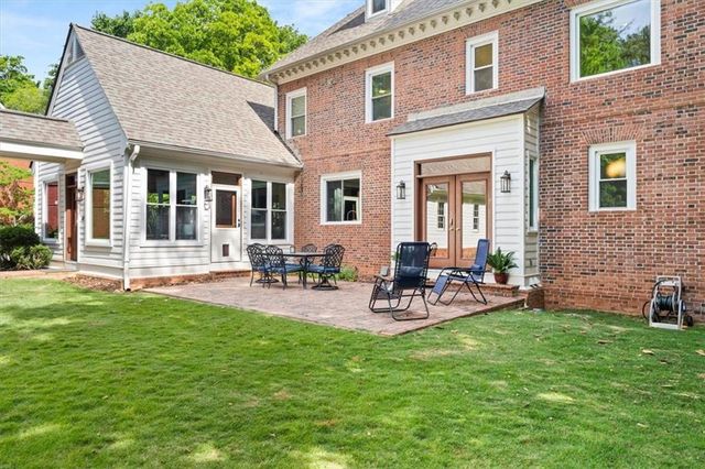 2073 Westover Plantation, Atlanta, GA 30338