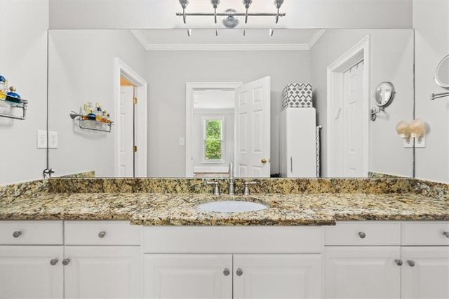 2073 Westover Plantation, Atlanta, GA 30338