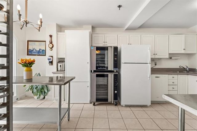 2073 Westover Plantation, Atlanta, GA 30338