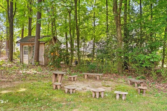 2073 Westover Plantation, Atlanta, GA 30338