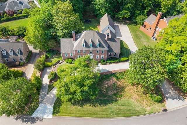 2073 Westover Plantation, Atlanta, GA 30338
