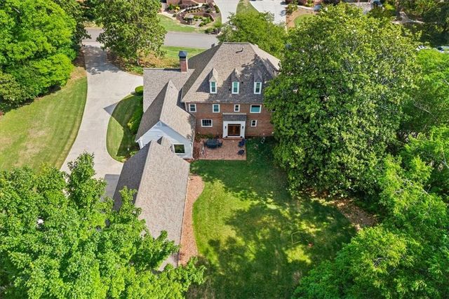 2073 Westover Plantation, Atlanta, GA 30338