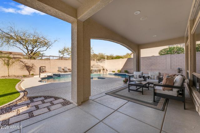 8148 E SIENNA Street, Mesa, AZ 85207