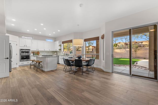 8148 E SIENNA Street, Mesa, AZ 85207