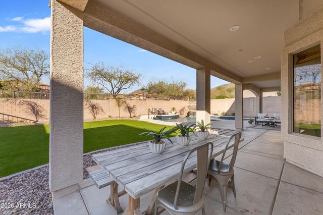 8148 E SIENNA Street, Mesa, AZ 85207