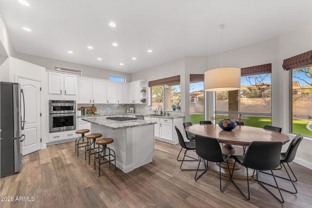 8148 E SIENNA Street, Mesa, AZ 85207