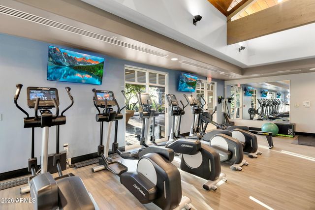 8148 E SIENNA Street, Mesa, AZ 85207