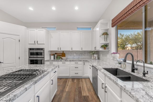 8148 E SIENNA Street, Mesa, AZ 85207