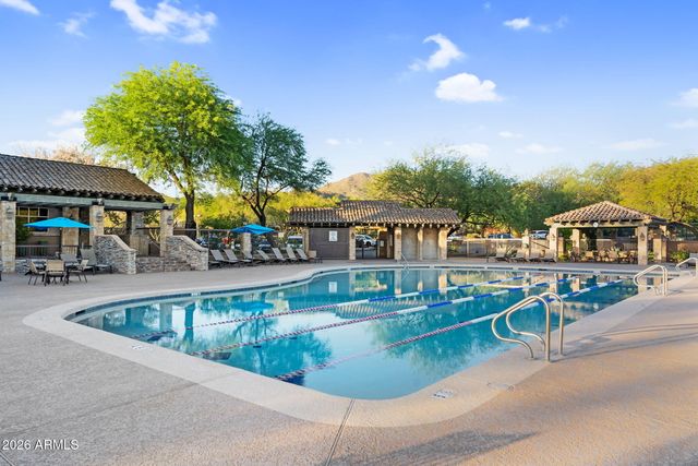 8148 E SIENNA Street, Mesa, AZ 85207