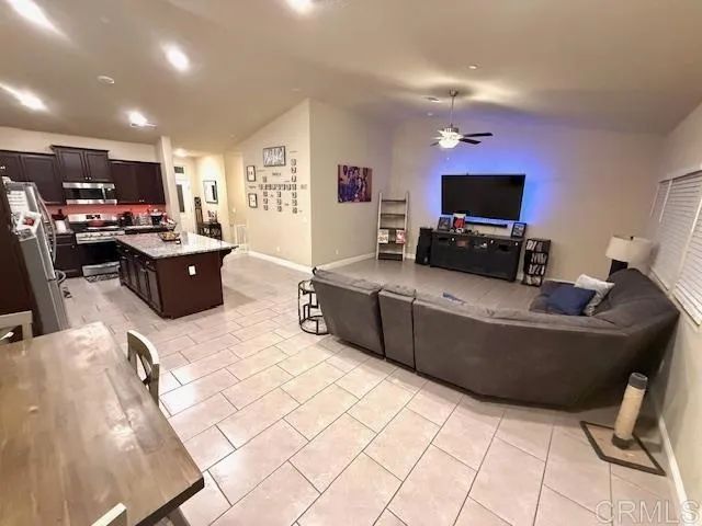 1170 Fire Fall Avenue, Lemoore, CA 93245