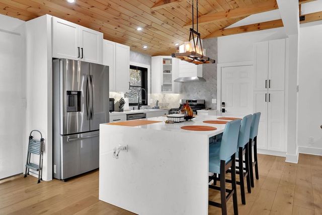 70 Bonnie Lane, Atlanta, GA 30328