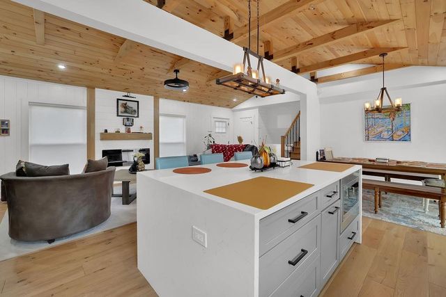 70 Bonnie Lane, Atlanta, GA 30328