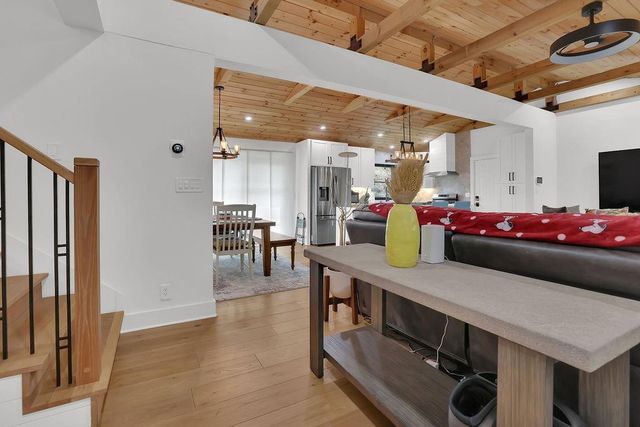 70 Bonnie Lane, Atlanta, GA 30328