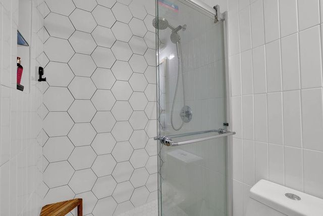 70 Bonnie Lane, Atlanta, GA 30328