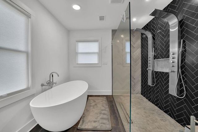 70 Bonnie Lane, Atlanta, GA 30328