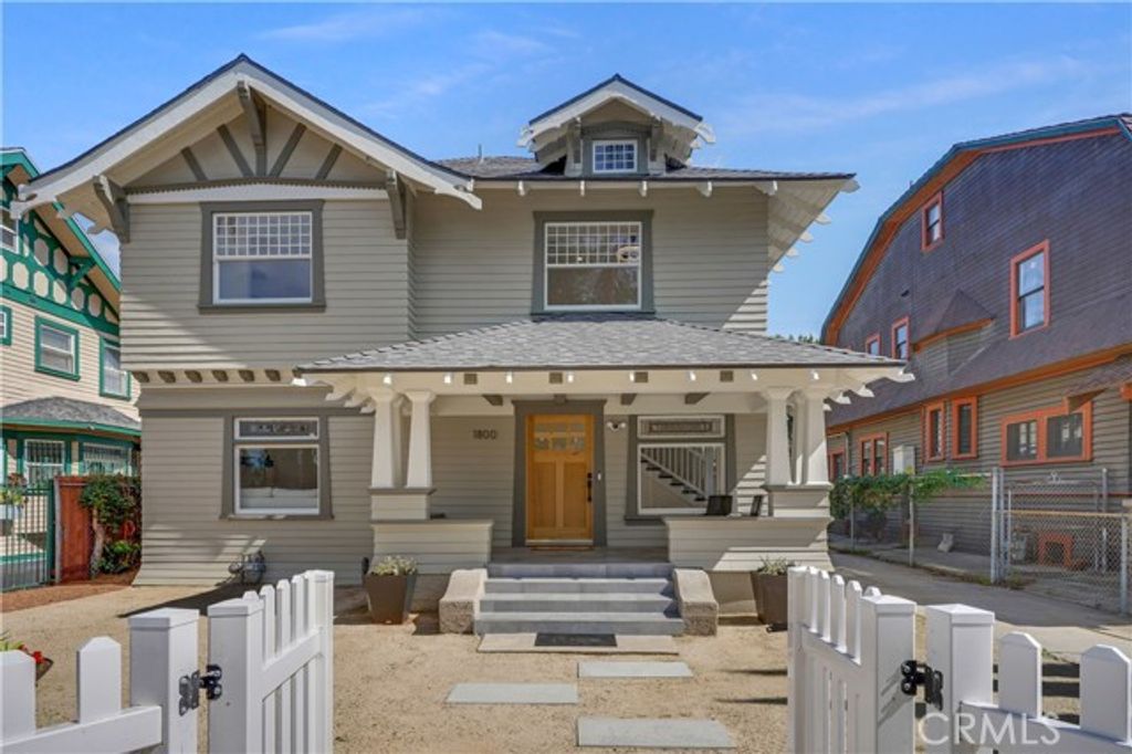 1800 S Oxford, Los Angeles, CA 90006