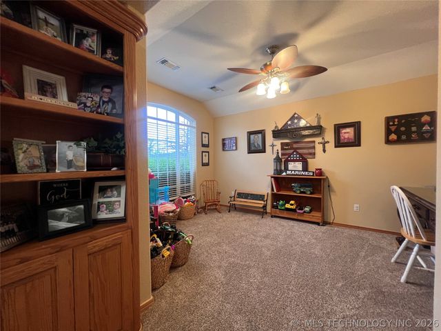 24 Jamestown Circle, Mcalester, OK 74501