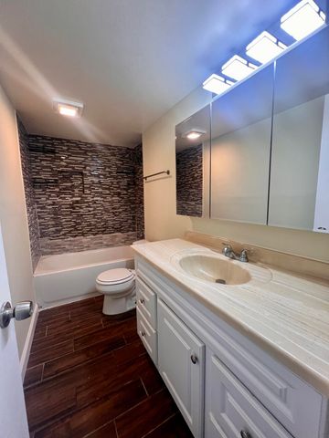 1500 N Congress Avenue A2, West Palm Beach, FL 33401