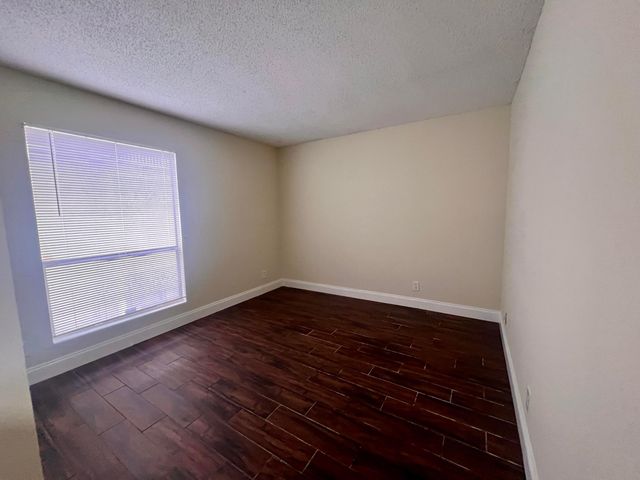1500 N Congress Avenue A2, West Palm Beach, FL 33401