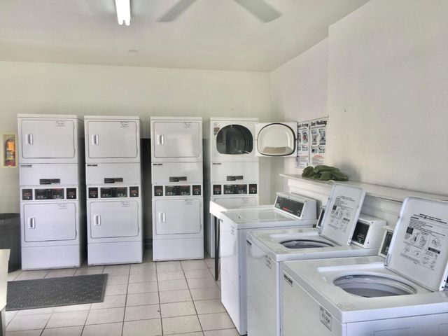 1500 N Congress Avenue A2, West Palm Beach, FL 33401