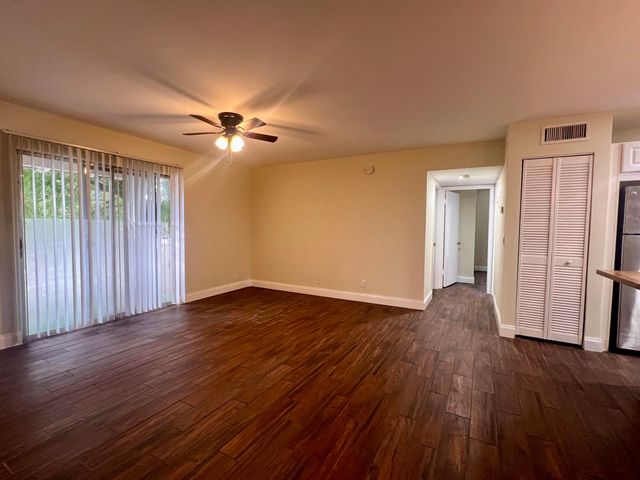 1500 N Congress Avenue A2, West Palm Beach, FL 33401