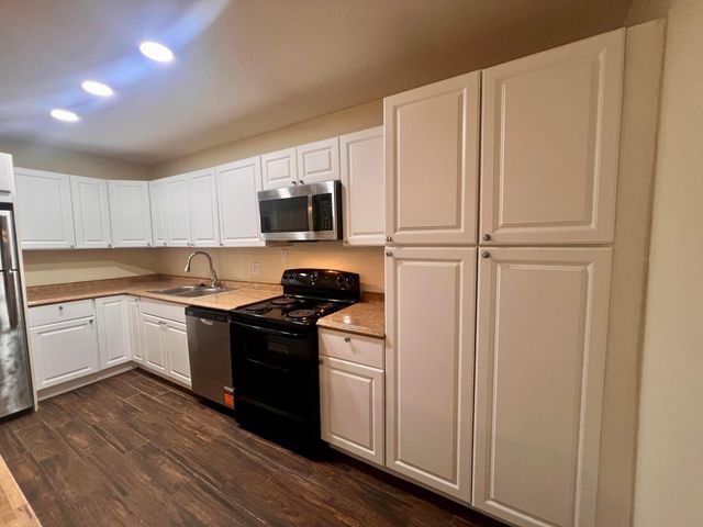 1500 N Congress Avenue A2, West Palm Beach, FL 33401
