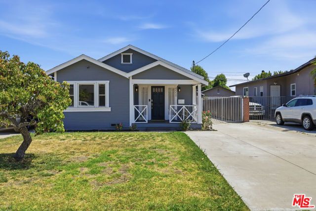 4558 W 141st Street, Hawthorne, CA 90250