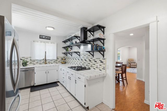 4558 W 141st Street, Hawthorne, CA 90250