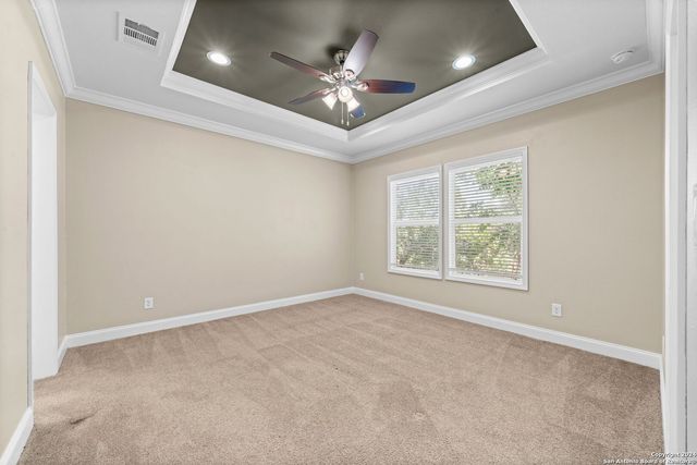 711 LA CRESTA DR, Canyon Lake, TX 78133