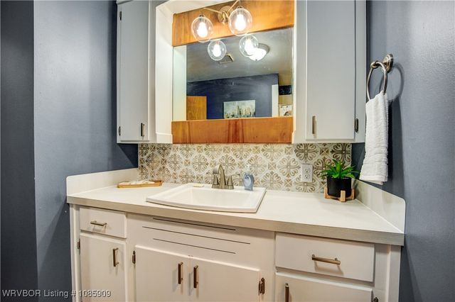 254 Main Street, Alma, AR 72921