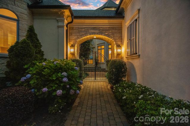 18408 Harbor Light Boulevard, Cornelius, NC 28031