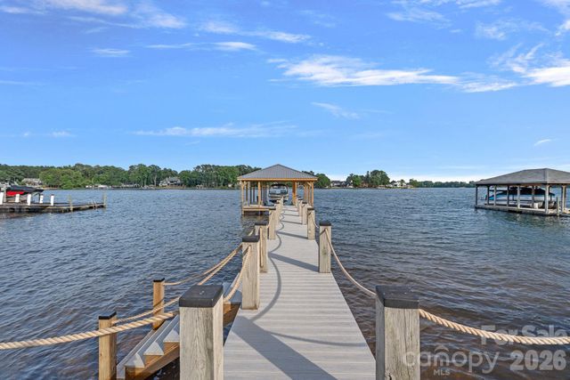 18408 Harbor Light Boulevard, Cornelius, NC 28031