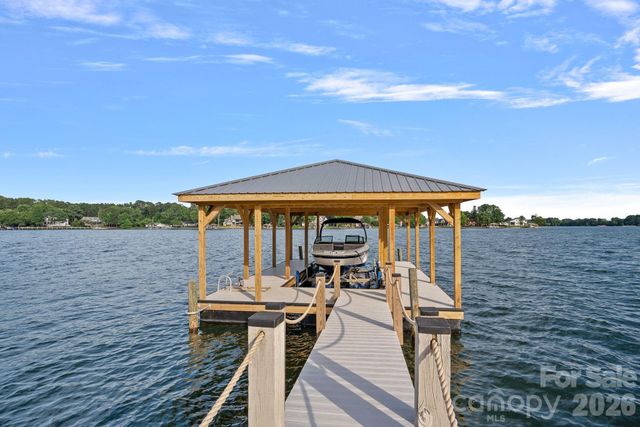 18408 Harbor Light Boulevard, Cornelius, NC 28031