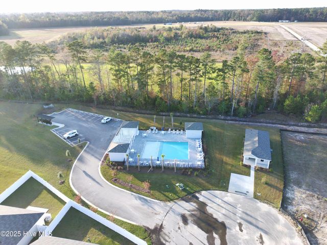 209 Ashworth Drive, Tabor City, NC 28463