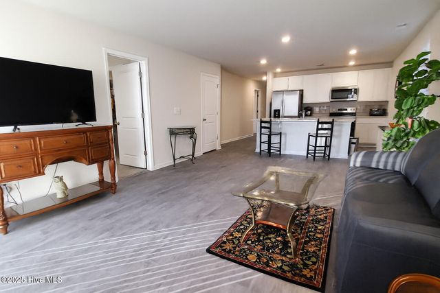 209 Ashworth Drive, Tabor City, NC 28463