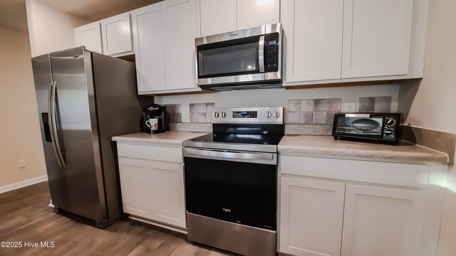 209 Ashworth Drive, Tabor City, NC 28463