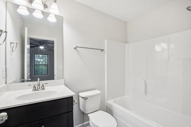 303 Cedar Hollow Ct, Lebanon, TN 37087