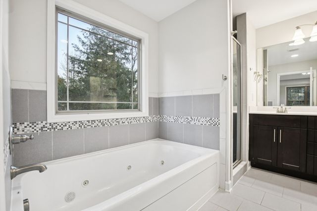 303 Cedar Hollow Ct, Lebanon, TN 37087