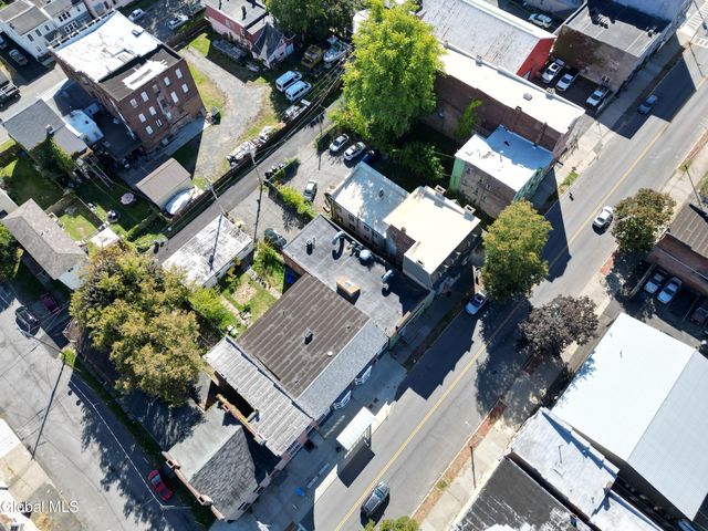 654 2nd Avenue, Troy, NY 12182