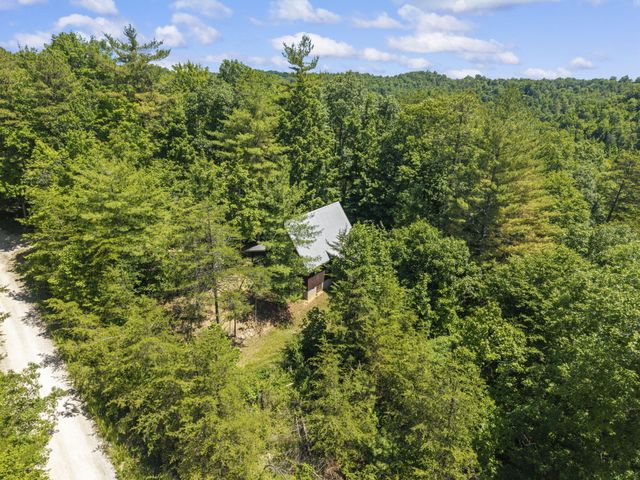 611 Paradise Drive, Rogers, KY 41365