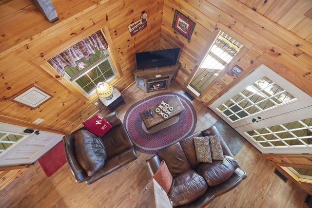 611 Paradise Drive, Rogers, KY 41365
