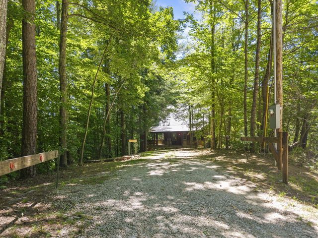 611 Paradise Drive, Rogers, KY 41365