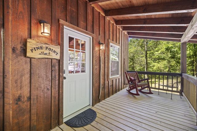 611 Paradise Drive, Rogers, KY 41365