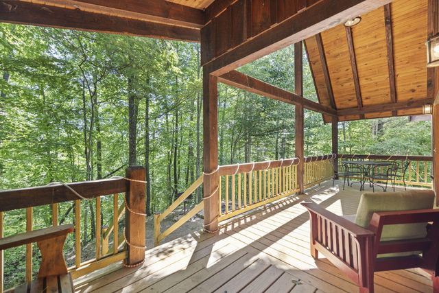 611 Paradise Drive, Rogers, KY 41365