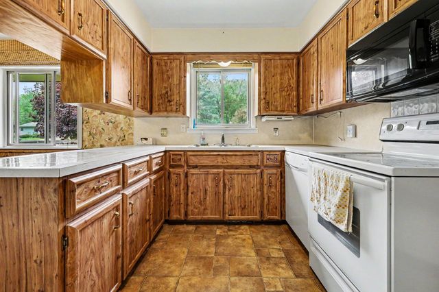 4896 Sequoia Drive Se, Cascade Twp, MI 49512