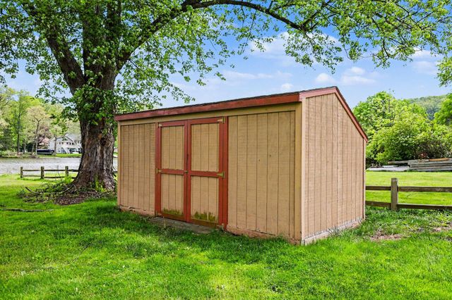 4896 Sequoia Drive Se, Cascade Twp, MI 49512