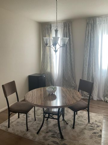 1100 Mapleview Drive, Arlington, TX 76018