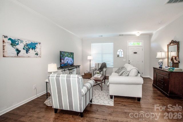 308 Linestowe Drive, Belmont, NC 28012