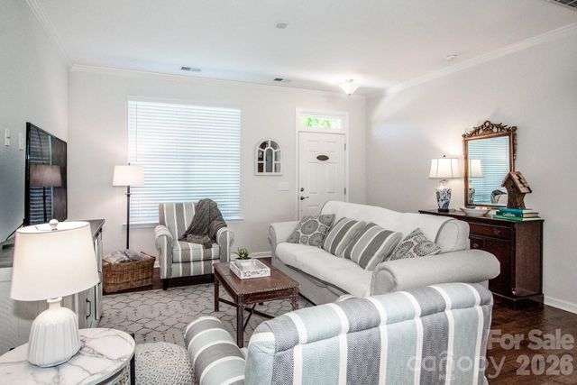 308 Linestowe Drive, Belmont, NC 28012
